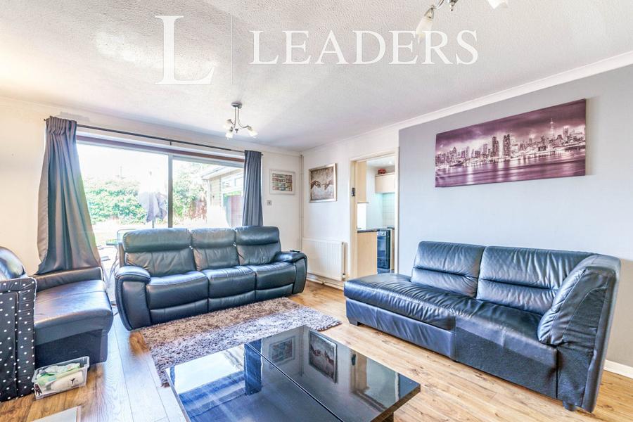 2 bedroom bungalow to rent - Highcroft Crescent, Bognor Regis, PO22 - Property View 2
