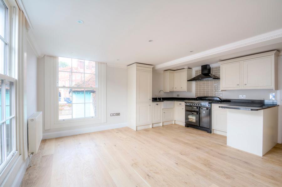 2 bedroom apartment to rent - The Old Coach Works, High Street, Arundel, BN18 - Property View 2