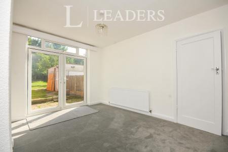 3 bedroom house to rent - Lodge Crescent, Orpington, BR6 - Property View 3