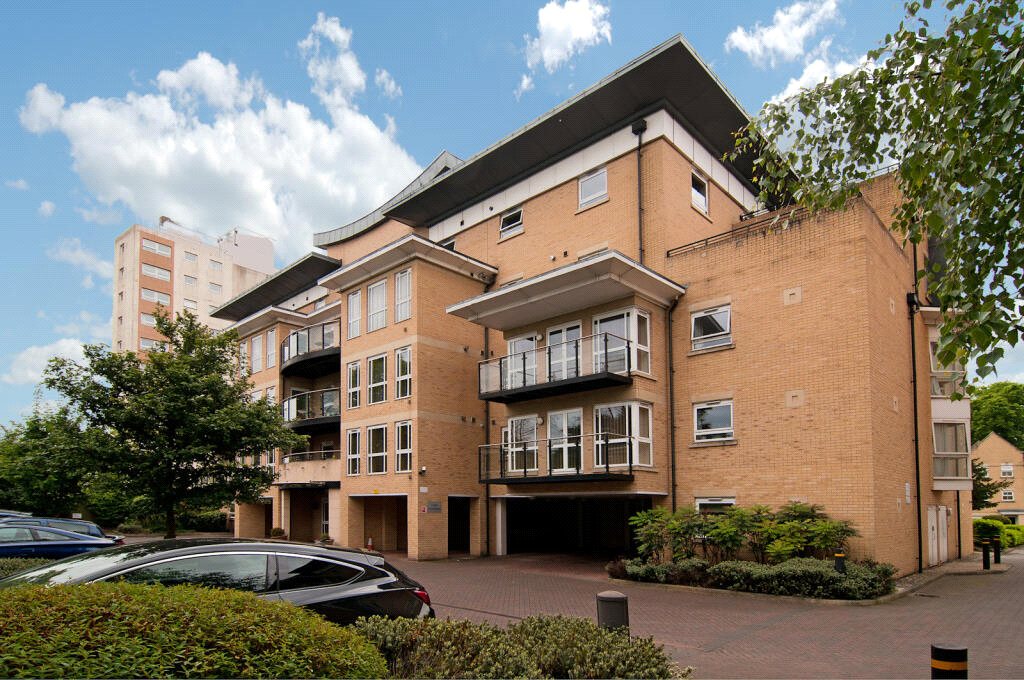 2 bedroom apartment to rent - Axiom Apartments, 42 Sparkes Close, Bromley, BR2 - Property View 1