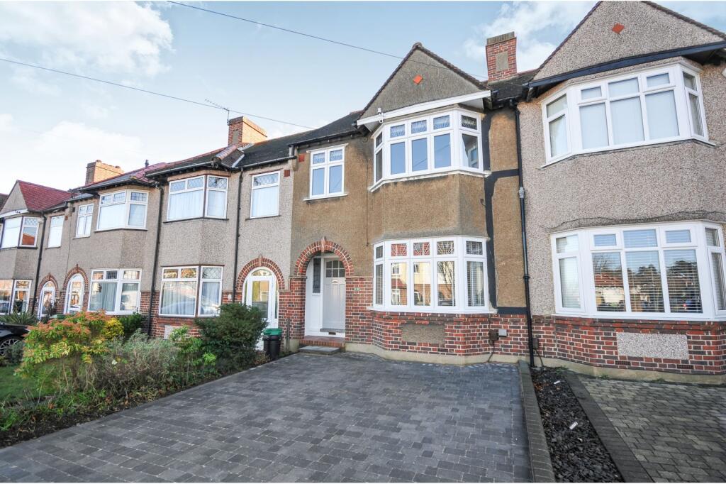 3 bedroom house to rent - Rose Walk, West Wickham, BR4 - Property View 1
