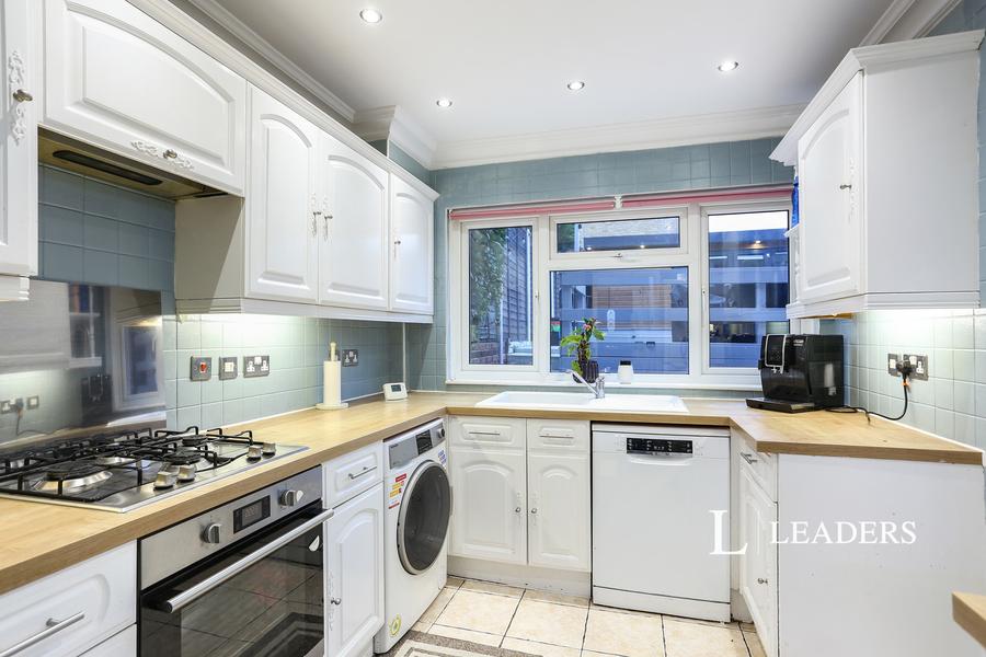 3 bedroom house to rent - Reeves Crescent, Swanley, BR8 - Property View 3