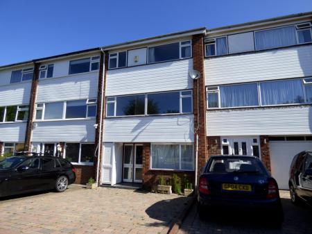 4 bedroom house to rent - Tandridge Drive, Orpington, BR6