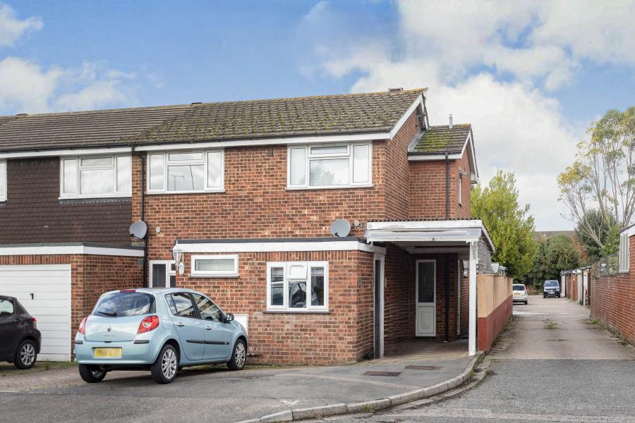 1 bedroom semi detached to rent - Chaucer Drive, Aylesbury, Buckinghamshire, HP21 - Property View 2