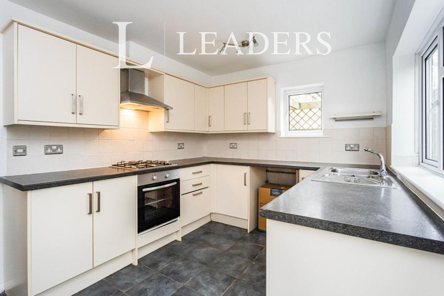 3 bedroom house to rent - Valebridge Drive, Burgess Hill, West Sussex, RH15 - Property View 2