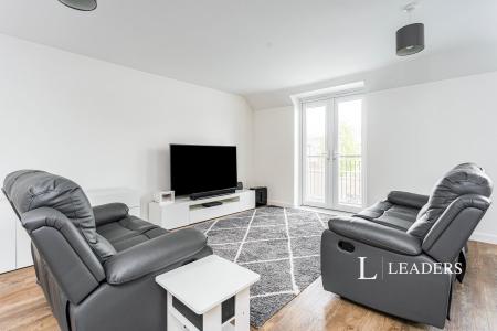 2 bedroom house to rent - Tindal Crescent, Burgess Hill, RH15 - Property View 2