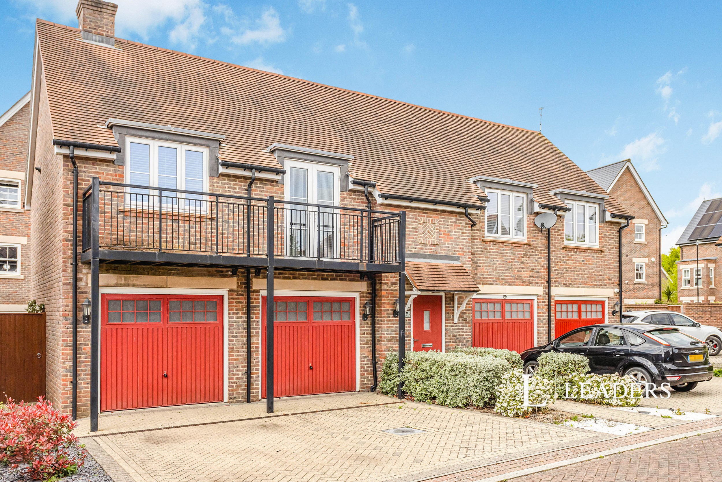 2 bedroom house to rent - Tindal Crescent, Burgess Hill, RH15 - Property View 1
