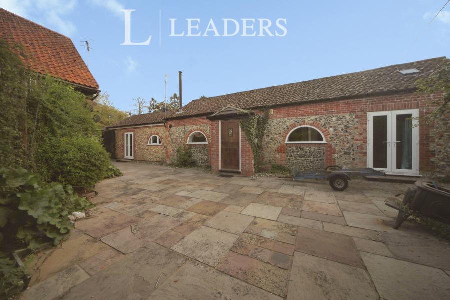 3 bedroom barn conversion to rent - Brandon Road, Hilborough, Thetford, Norfolk, IP26 - Property View 1