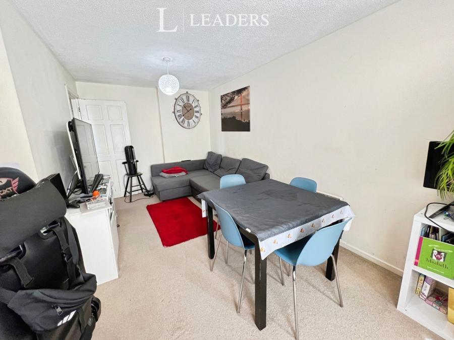 2 bedroom apartment to rent - St Andrews Court, Bury St Edmunds, IP33 - Property View 2