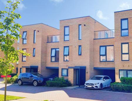 4 bed house for rent in Baker Lane, Trumpington, Cambridge, CB2