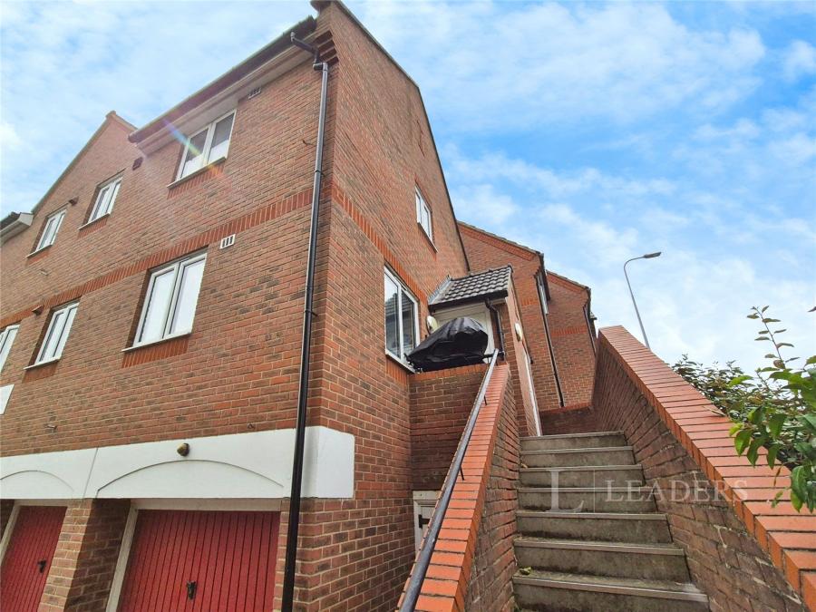 2 bedroom apartment to rent - Norton Road, Chelmsford, Essex, CM1 - Property View 1