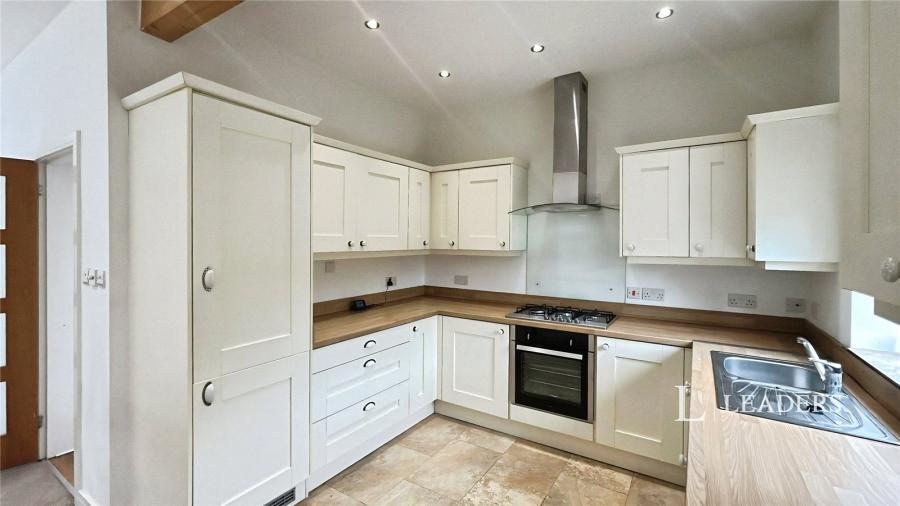 3 bedroom bungalow to rent - Main Road, Shurdington, Cheltenham, Gloucestershire, GL51 - Property View 2