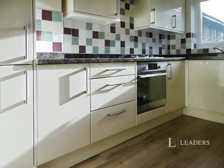 3 bedroom house to rent - Fairview Close, Cheltenham, GL52 - Property View 2