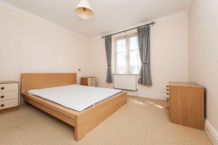 2 bedroom apartment to rent - Chester House, St. Georges Place, Cheltenham, GL50 - Property View 2