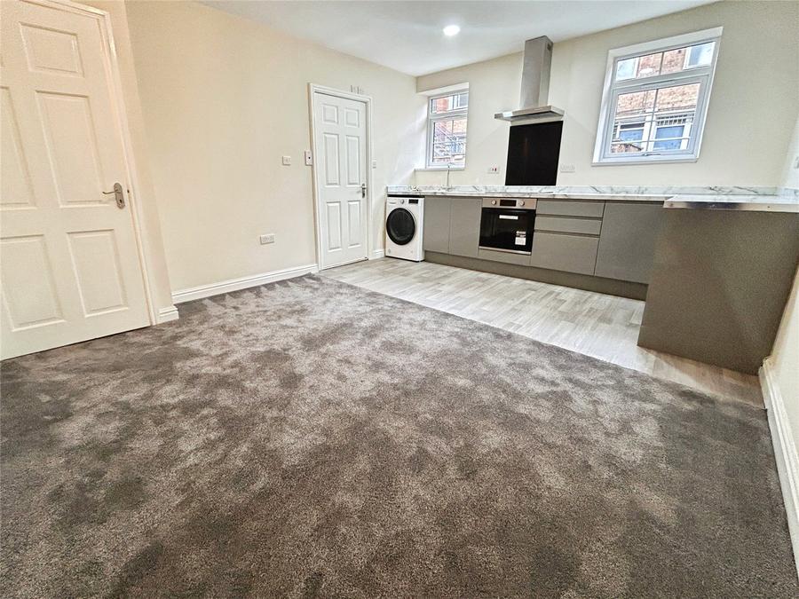 studio to rent - Albion Walk, Cheltenham, Gloucestershire, GL50 - Property View 3