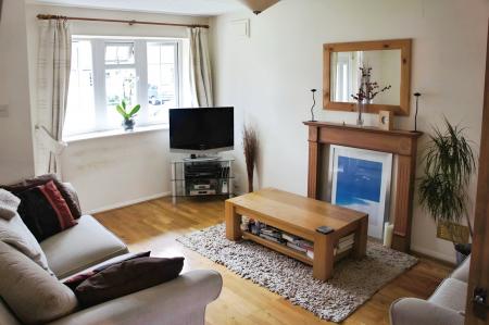 3 bedroom house to rent - St. Vincent Way, Churchdown, Gloucester, GL3 - Property View 2