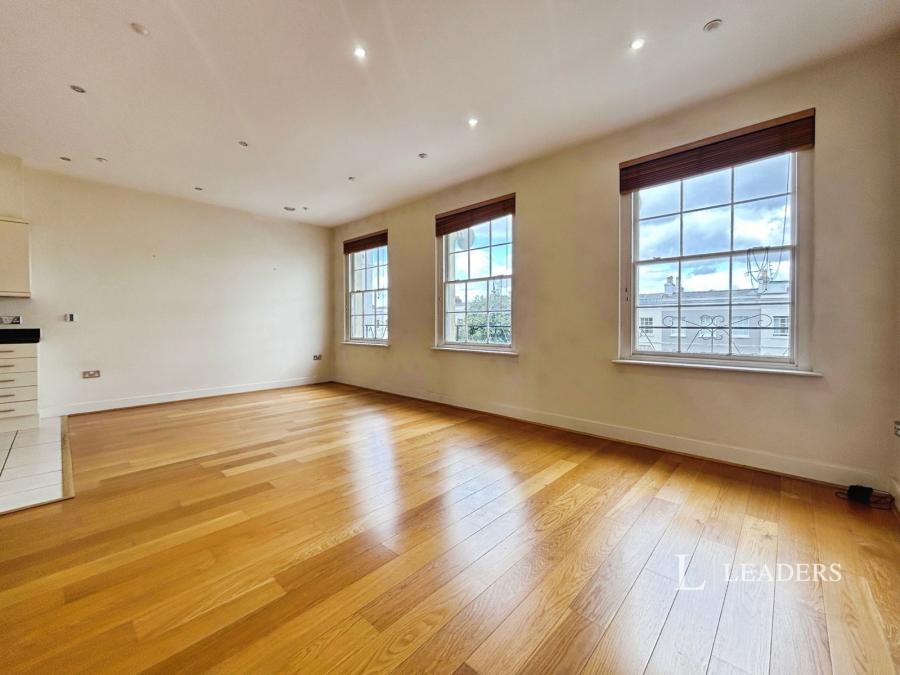 2 bedroom apartment to rent - Grosvenor House, 13-19 Evesham Road, Cheltenham, GL52 - Property View 3