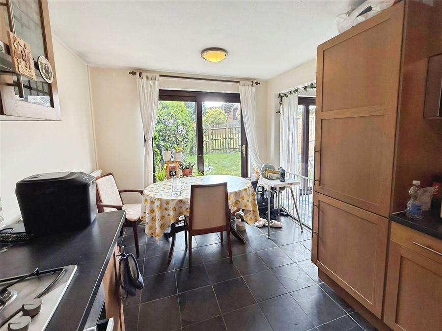 2 bedroom house to rent - King Henry Close, Cheltenham, GL53 - Property View 3