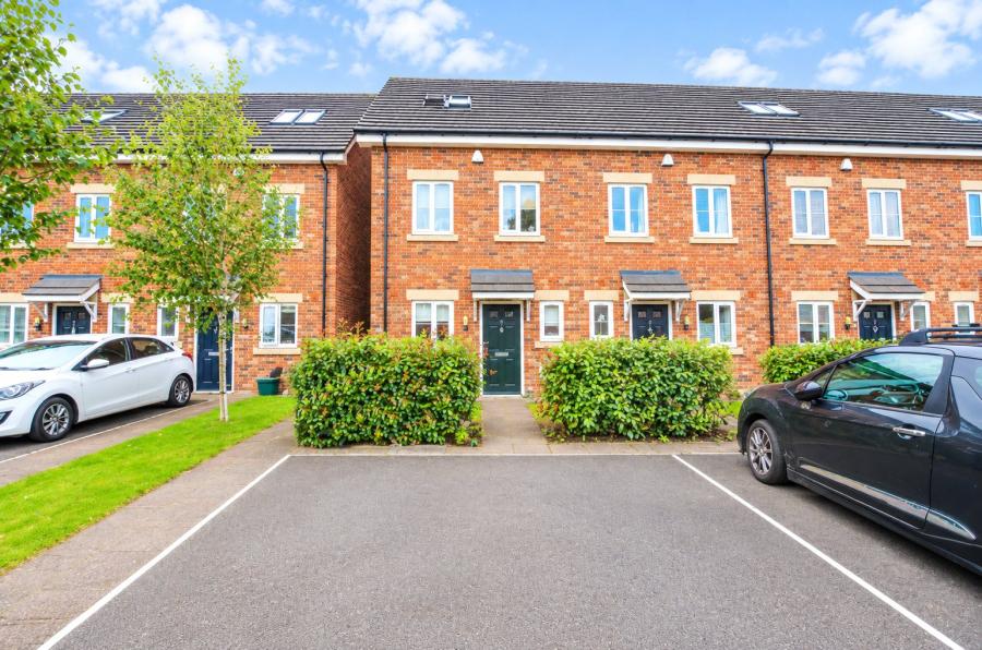 3 bedroom terraced to rent - The Hollies, Chester, Cheshire, CH1 - Property View 2