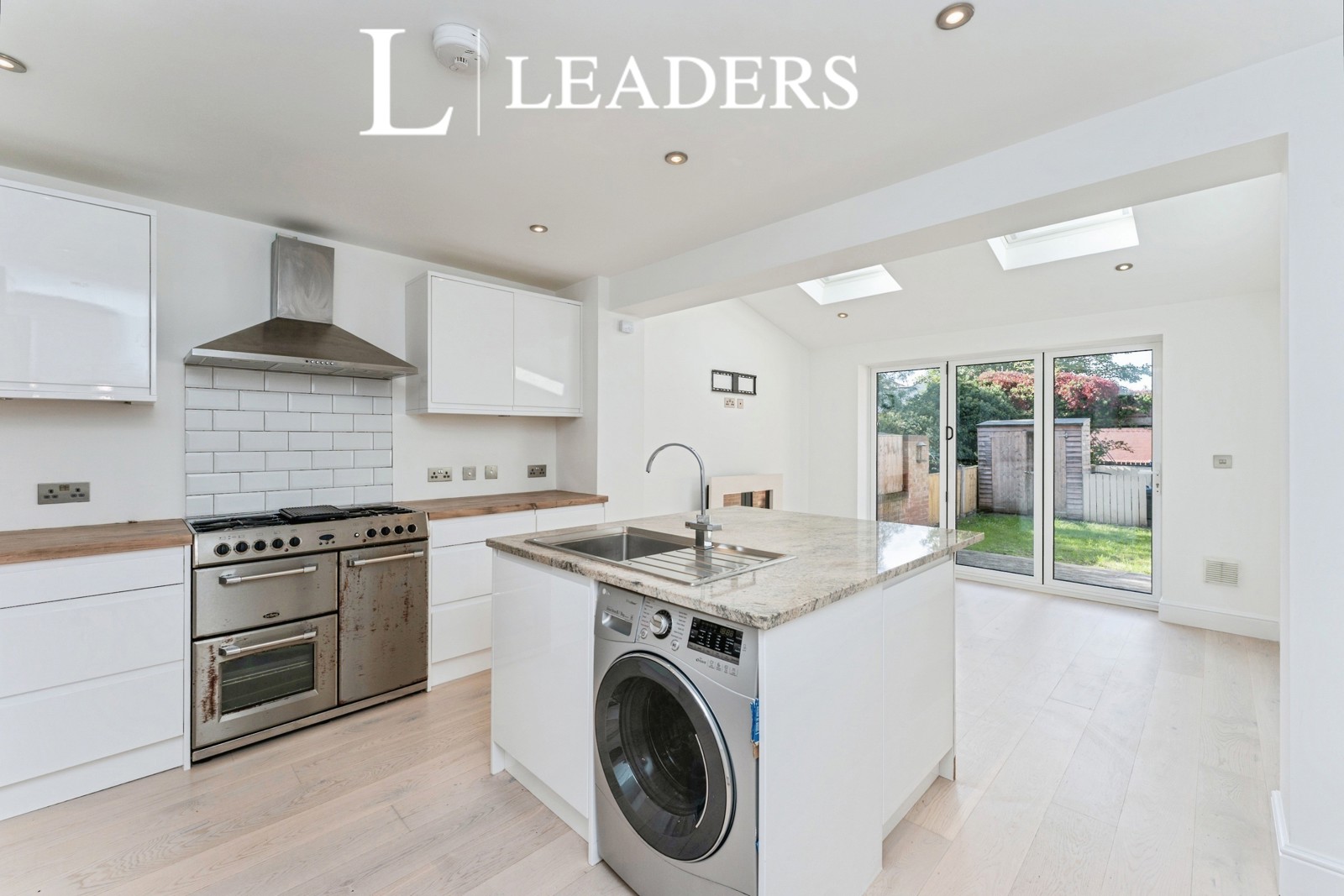 4 bedroom townhouse to rent - Nicholas Court, Nicholas Street Mews, Chester, CH1 - Property View 1