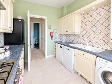 2 bedroom apartment to rent - Thomas Brassey Close, Chester, CH2 - Property View 3
