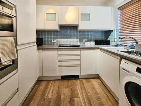 2 bedroom apartment for sale - Castle Road, Clacton-on-Sea, Essex, CO15 - Property View 3