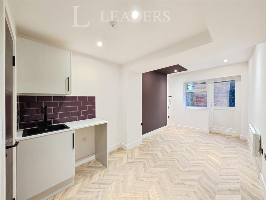 studio to rent - Shinwell Walk, Henderson Road, Crawley, West Sussex, RH11 - Property View 2