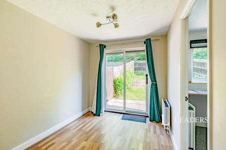3 bedroom house to rent - Bolton Road, Maidenbower, Crawley, RH10 - Property View 3