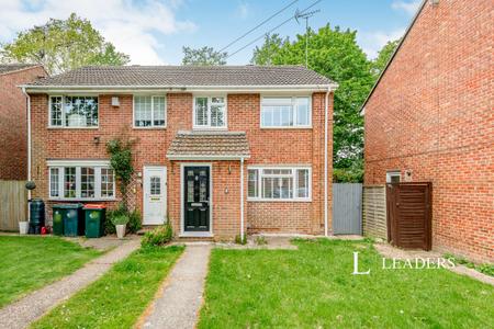 3 bedroom house to rent - Heathfield, Crawley, RH10