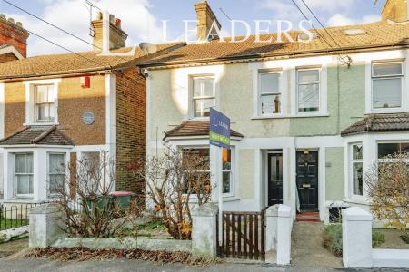 3 bedroom house to rent - Victoria Road, Crawley, RH11 - Property View 2