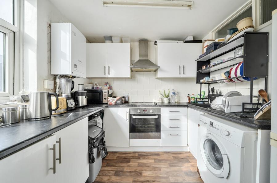 2 bedroom apartment for sale - Cranwell Court, Wickham Road, Croydon, CR0 - Property View 3