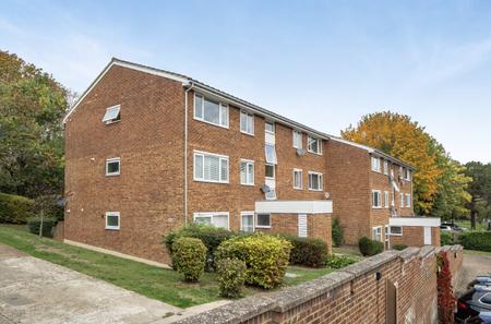 2 bedroom apartment for sale - Hartscroft, Linton Glade, Croydon, CR0