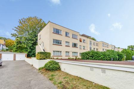 3 bedroom maisonette to rent - Brighton Road, Purley, CR8