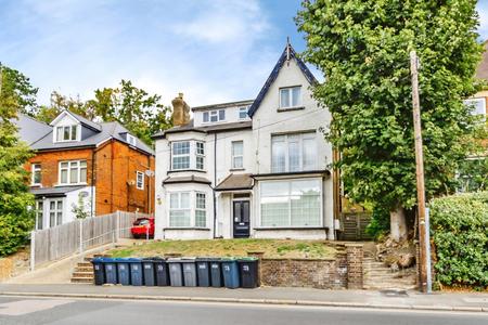 1 bed flat/apartment for rent in Croham Road, South Croydon, CR2