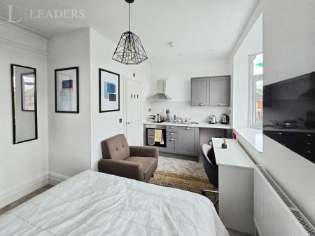 studio to rent - Livingstone Road, Derby, Derbyshire, DE23 - Property View 3