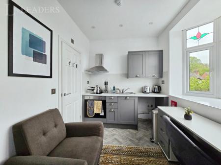 studio to rent - Livingstone Road, Derby, Derbyshire, DE23 - Property View 2