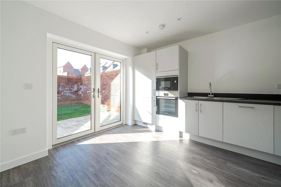 3 bedroom terraced to rent - Mistletoe Road, Houghton Regis, Dunstable, Central Bedfordshire, LU5 - Property View 3