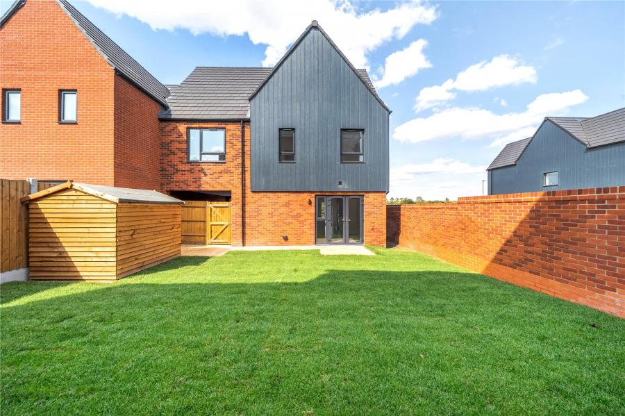 4 bedroom house to rent - Mistletoe, Houghton Regis, Dunstable, Bedfordshire, LU5 - Property View 1