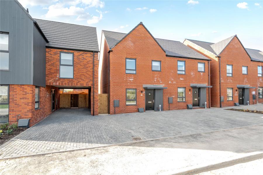 3 bedroom house to rent - Elder Drive, Houghton Regis, Dunstable, Bedfordshire, LU5 - Property View 1