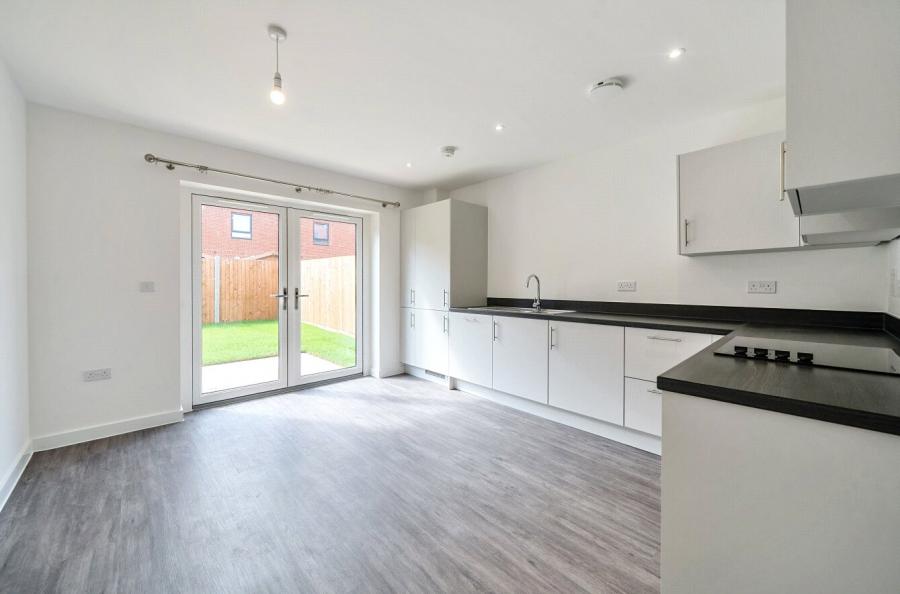 4 bedroom terraced to rent - Waterslade Way, Houghton Regis, Dunstable, Bedfordshire, LU5 - Property View 3