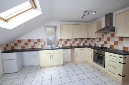 1 bedroom property to rent - St. Saviours Crescent, Luton, Bedfordshire, LU1 - Property View 2