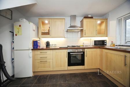 2 bedroom apartment to rent - Elm Avenue, Caddington, Luton, Bedfordshire, LU1 - Property View 3