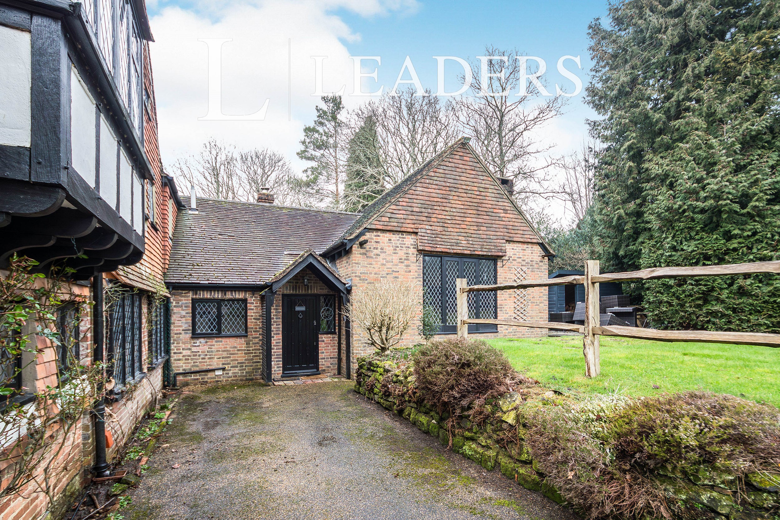 4 bedroom house to rent - Furnace House, Furnace Farm Road, East Grinstead, RH19 - Property View 1
