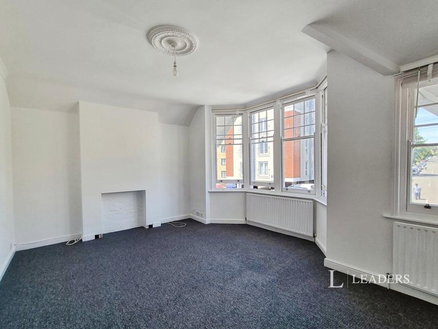 1 bedroom apartment to rent - Commercial Road, Eastbourne, East Sussex, BN21 - Property View 3