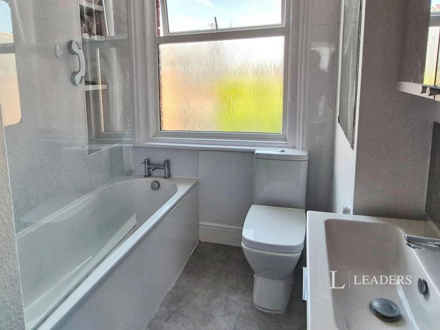 1 bedroom apartment to rent - Bedford Grove, Eastbourne, BN21 - Property View 3
