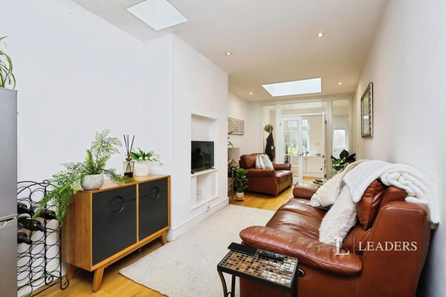 1 bedroom house to rent - Artisans Dwellings, South Street, Eastbourne, East Sussex, BN21 - Property View 2