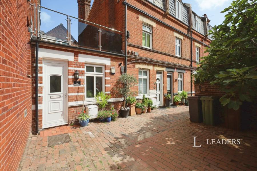 1 bedroom house to rent - Artisans Dwellings, South Street, Eastbourne, East Sussex, BN21 - Property View 1