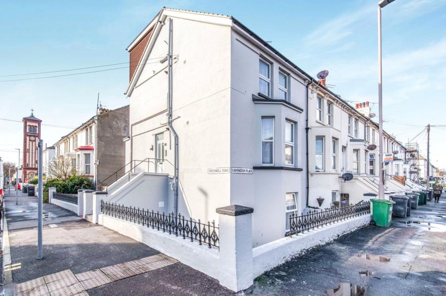 1 bedroom apartment to rent - Tideswell Road, Eastbourne, BN21 - Property View 1