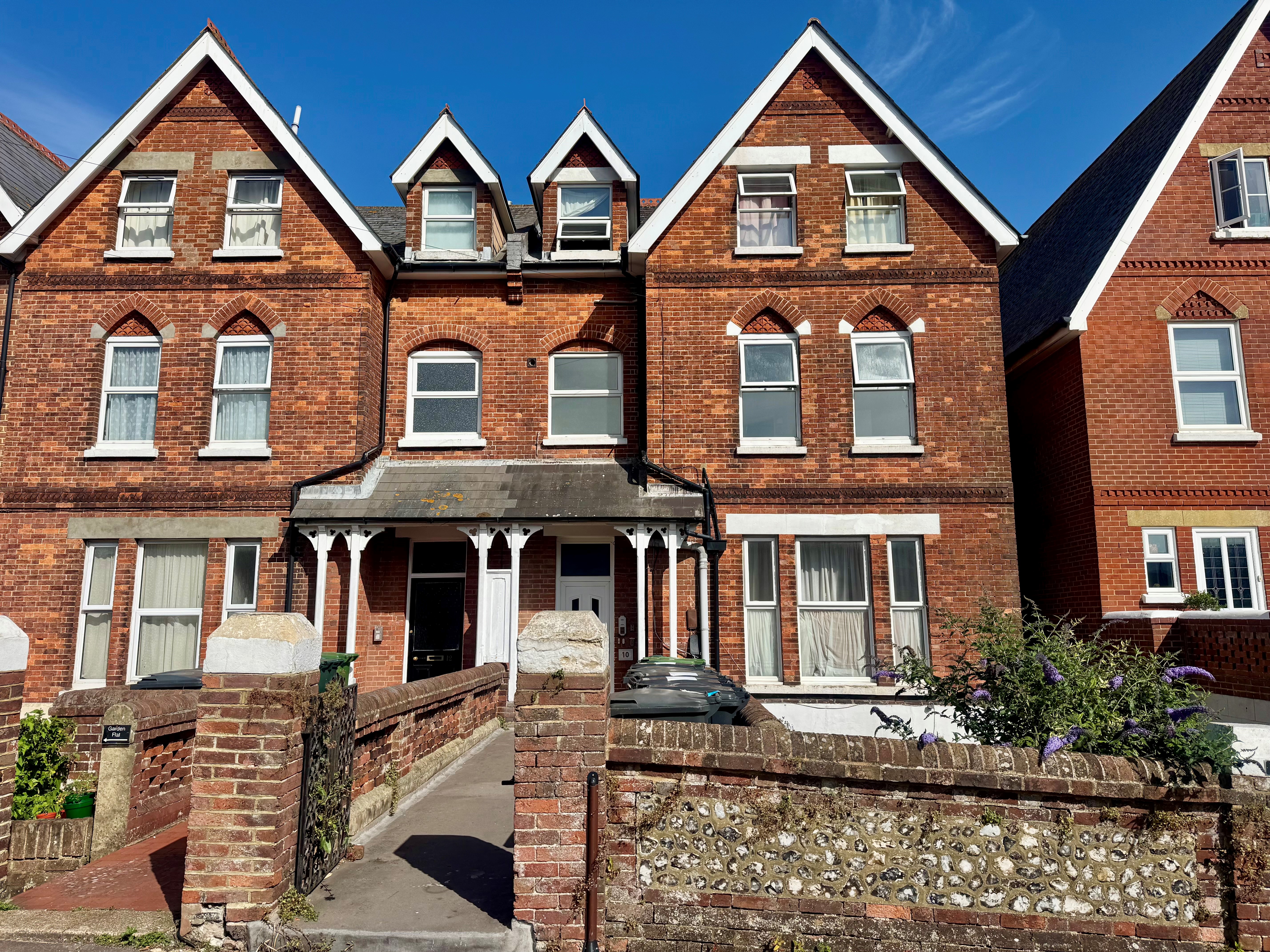 2 bedroom property to rent - Moatcroft Road, Eastbourne, BN21 - Property View 1