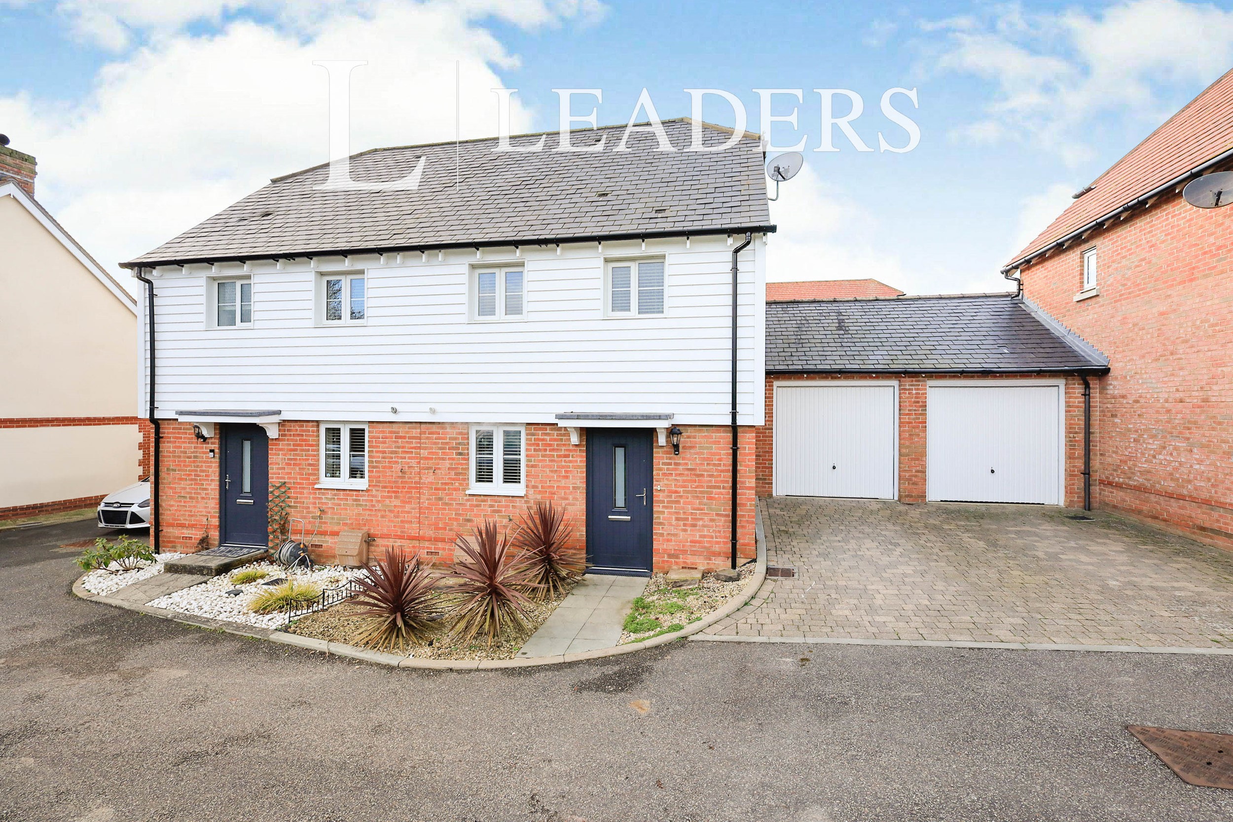 2 bedroom house to rent - Weavers Lane, Hailsham, BN27 - Property View 1